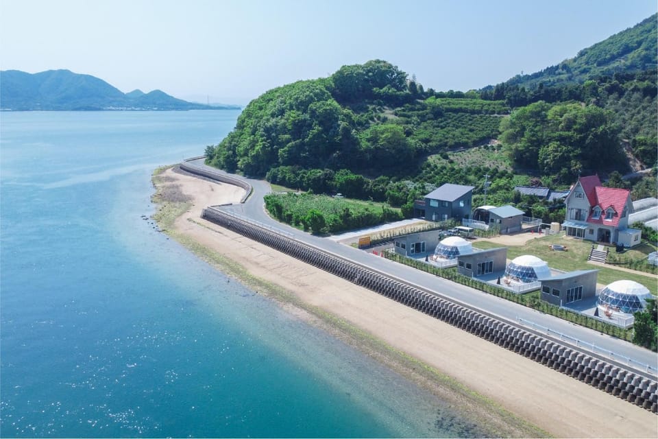 Day, Neighbourhood, Natural landscape, Bird's eye view, Beach, Sea view