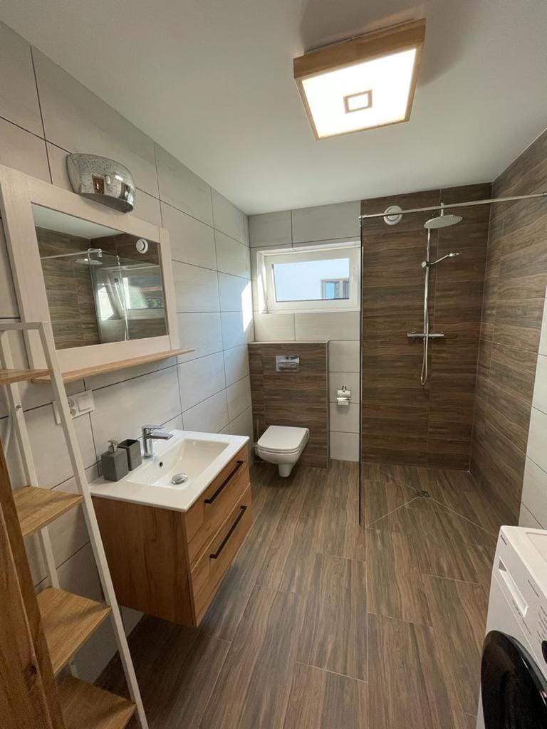 Shower, Bathroom, washing machine