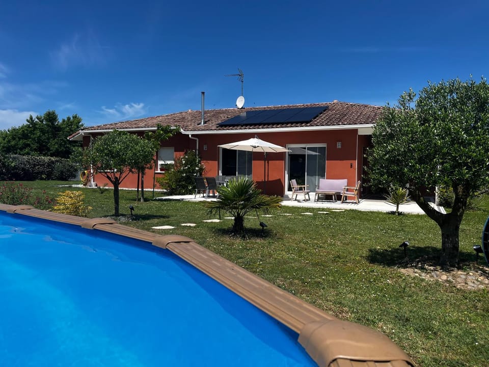 Property building, Patio, Patio, Garden, Garden, Swimming pool