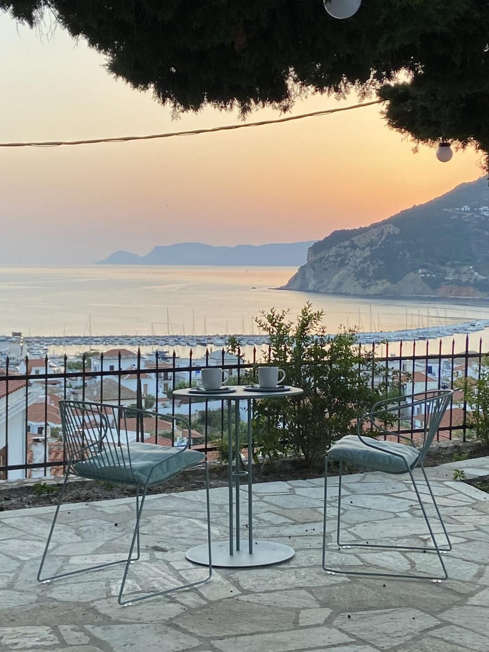 Patio, Natural landscape, View (from property/room), City view, Mountain view, Sea view