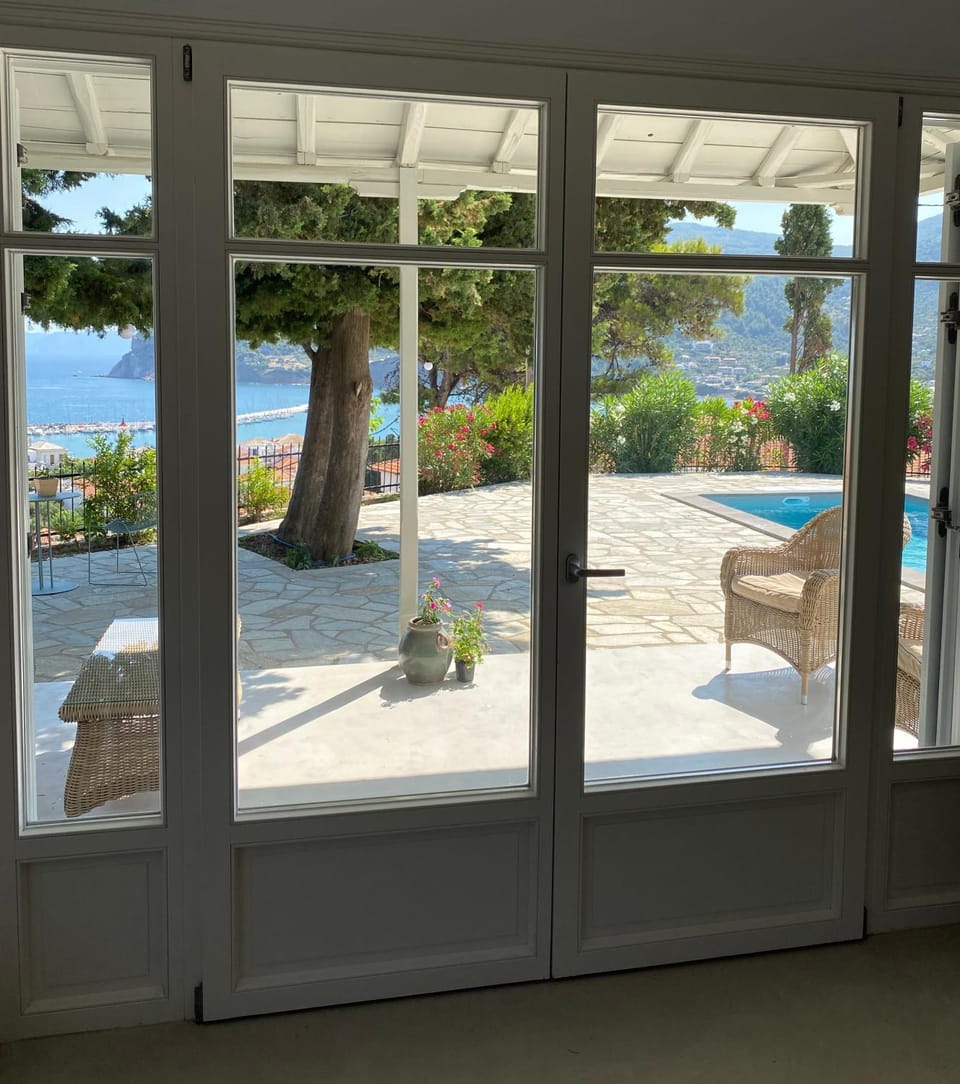 Patio, Day, Natural landscape, Garden, View (from property/room), Balcony/Terrace, Garden view, Pool view, Sea view, Swimming pool