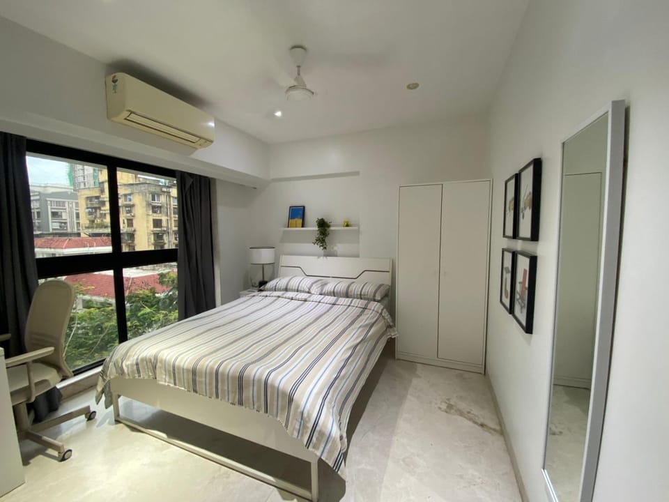 Bed, Photo of the whole room, Bedroom, wardrobe, air conditioner