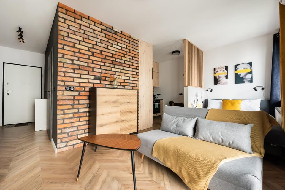 Bed, Living room, Photo of the whole room, Seating area, Bedroom, wardrobe