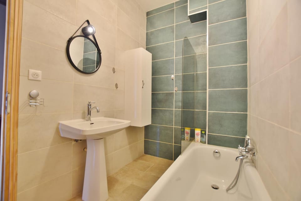 Shower, Bathroom, Bath