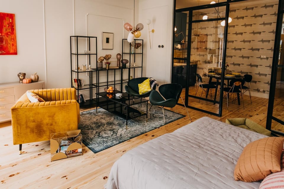 Living room, Seating area