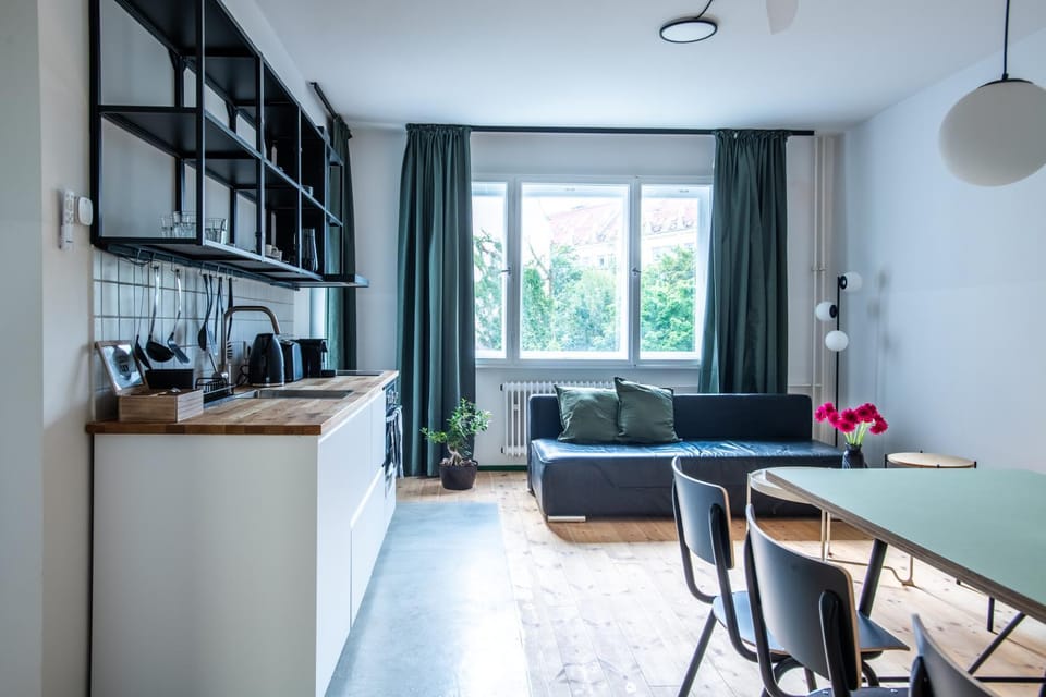 Kitchen or kitchenette, Living room, Dining area