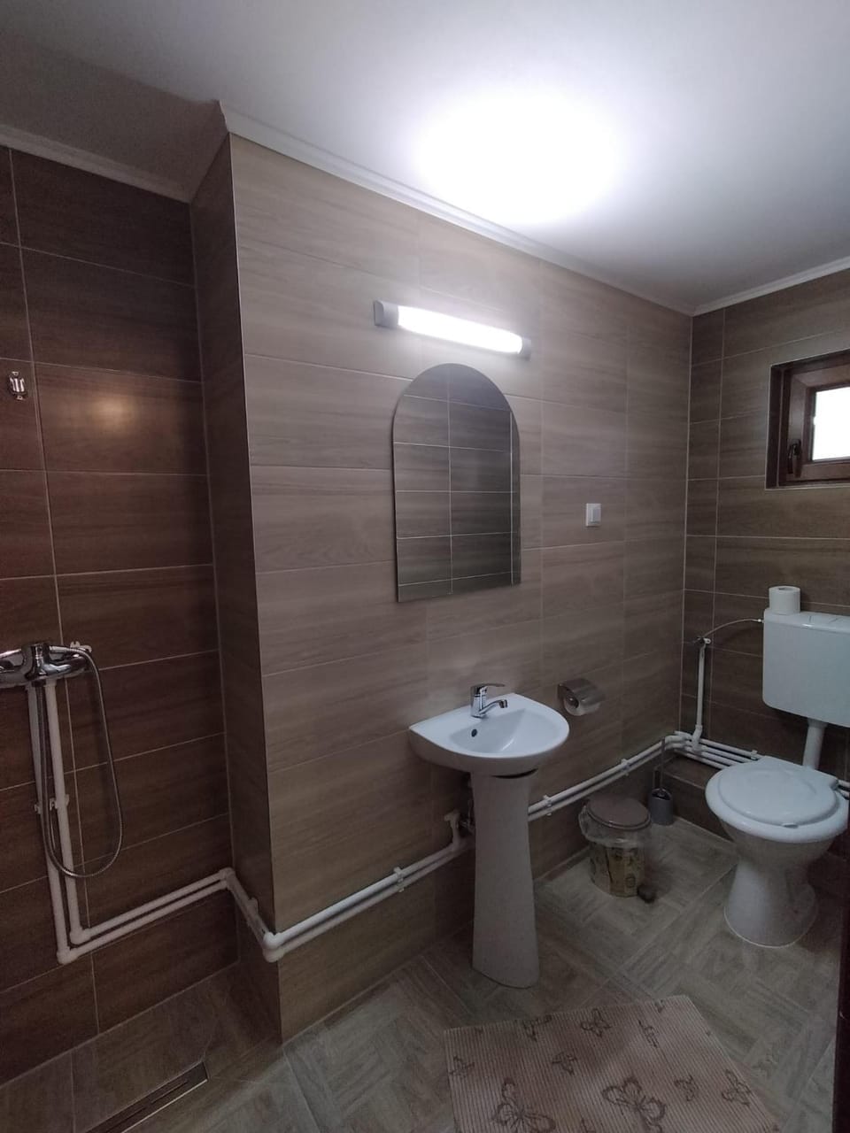 Casa Vânătorilor Bed and Breakfast in Cluj County
