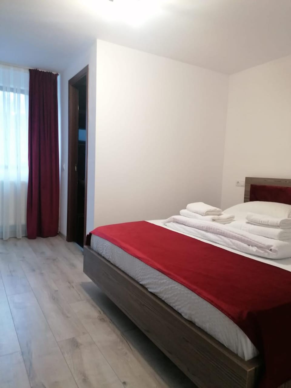 Casa Vânătorilor Bed and Breakfast in Cluj County
