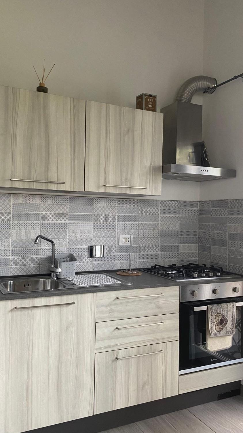 Kitchen or kitchenette, Living room