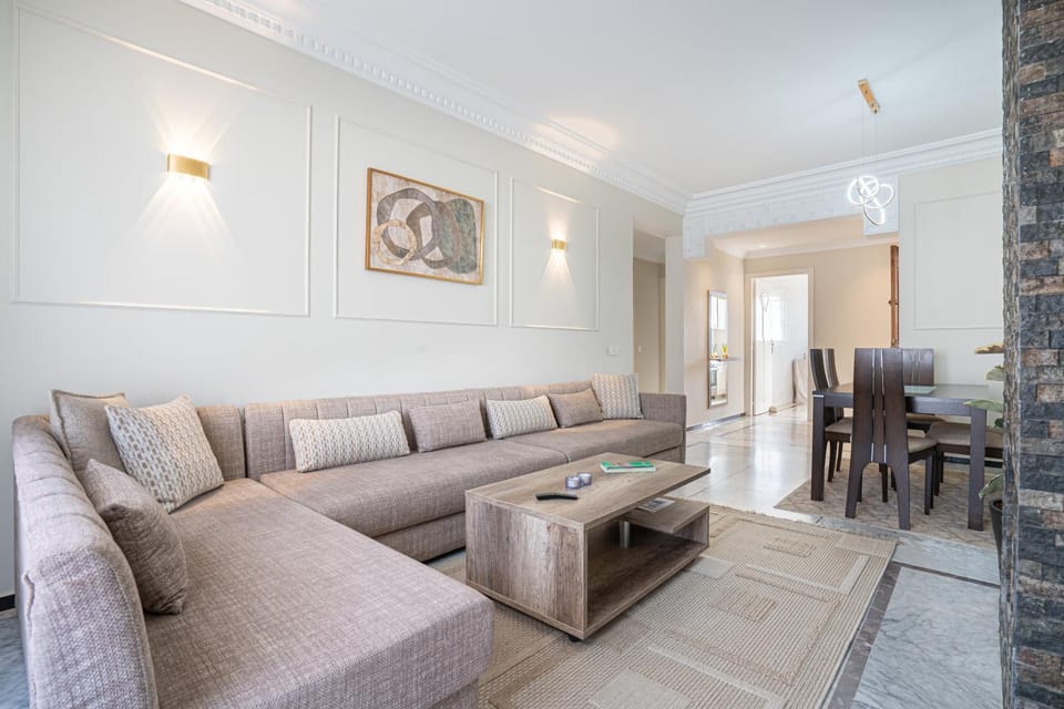 Grand Appartement Vue mer à Ain Diab - Calme Absolu Apartment in Casablanca