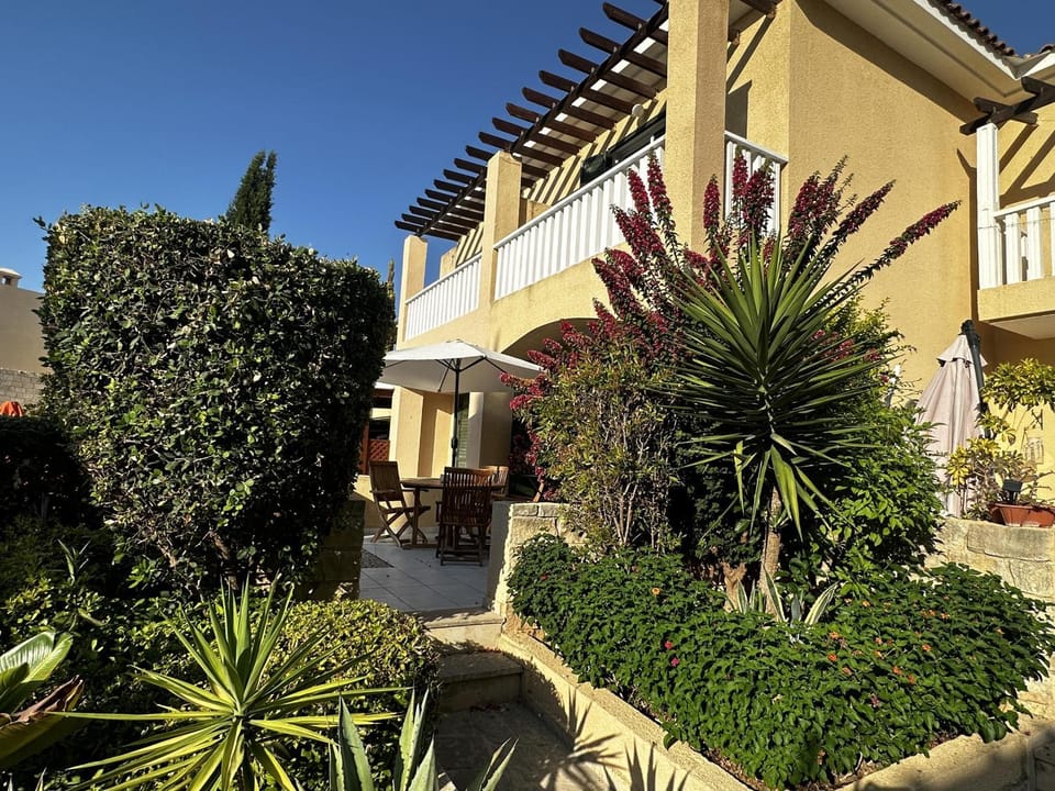 Property building, Garden, Garden view