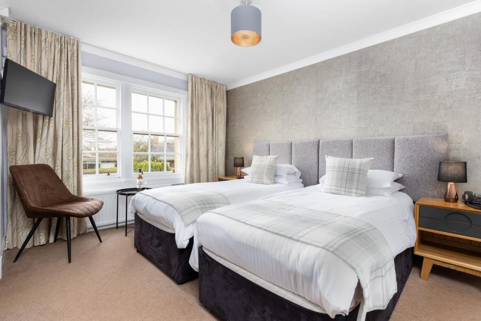 Dornoch Castle Hotel Hotel in Scotland