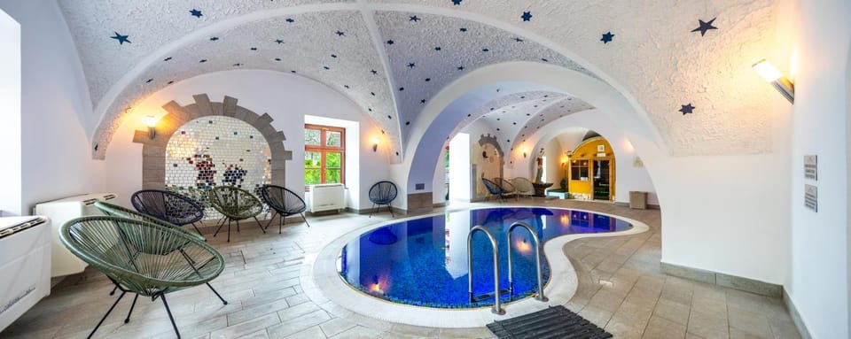 Spa and wellness centre/facilities, Swimming pool