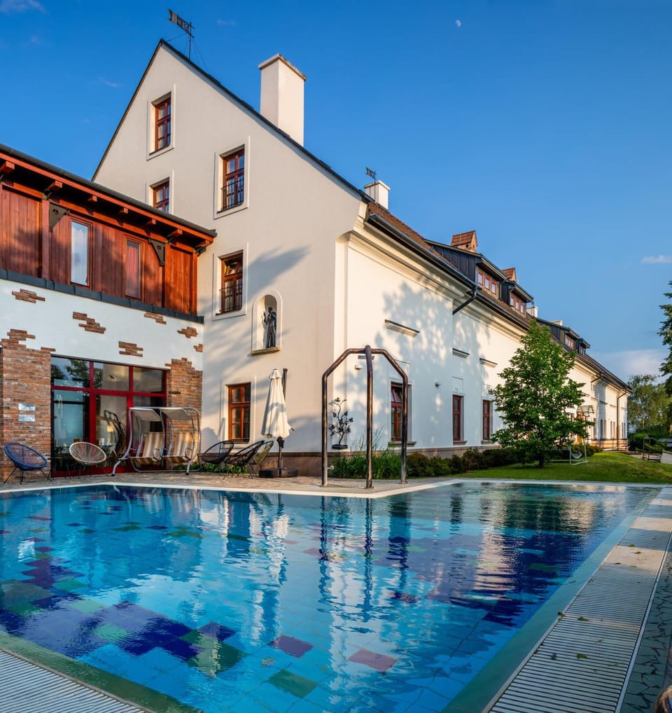 Spa and wellness centre/facilities, Swimming pool