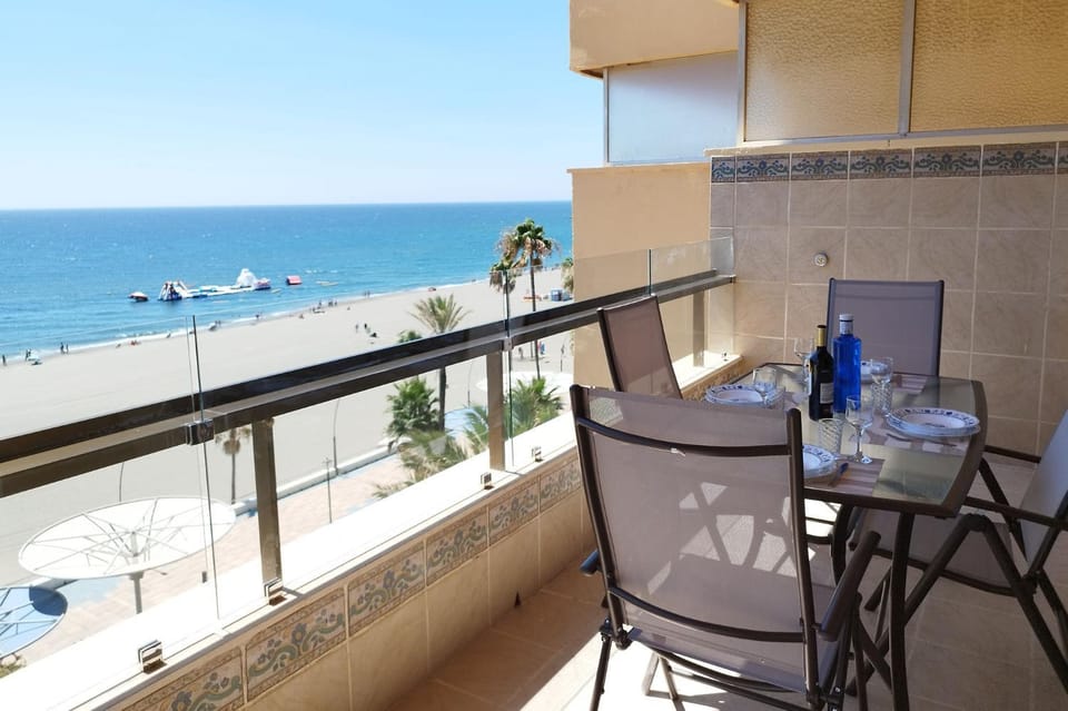 View (from property/room), Balcony/Terrace, Sea view
