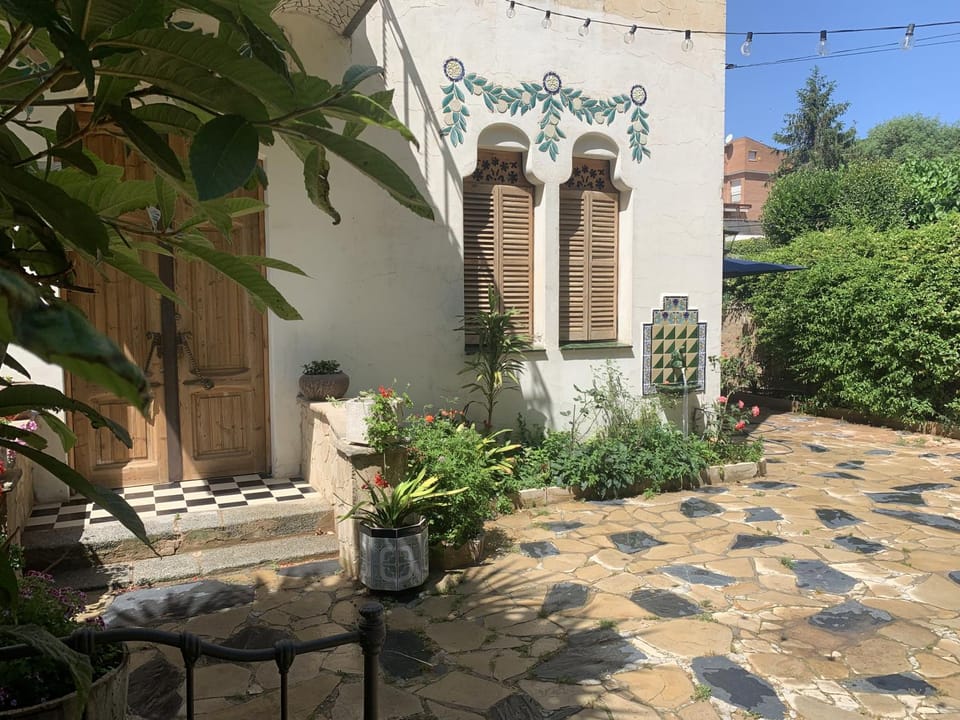 Property building, Garden