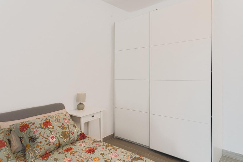 Bed, Bedroom, wardrobe