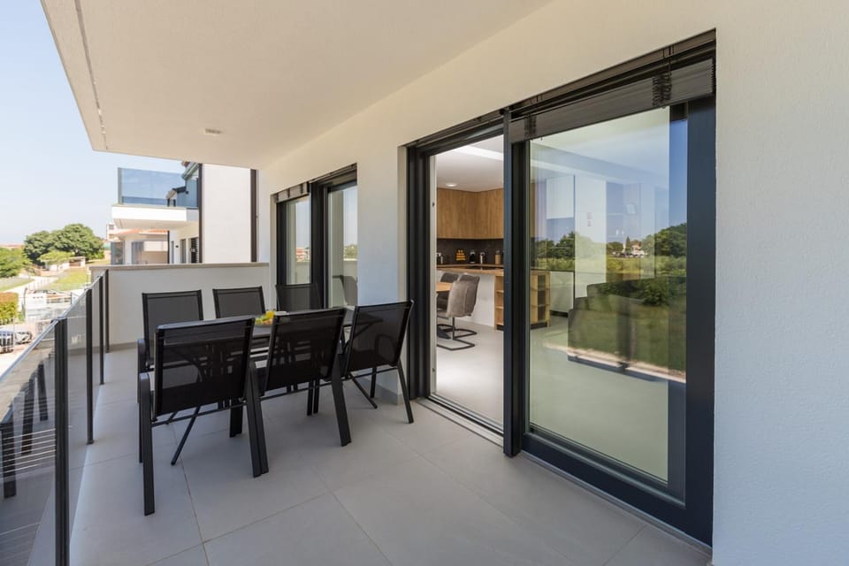 Balcony/Terrace, Seating area, Dining area