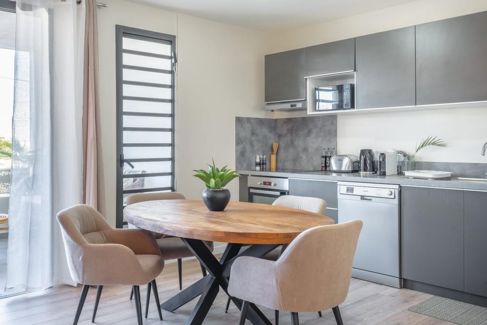 Exceptionnel ! Appart luxueux à 8 min à pied du lagon Apartment in Saint-Paul