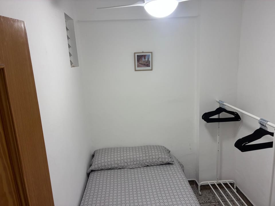 Apartamento 100 metros Playa San Antonio CULLERA Apartment in Cullera