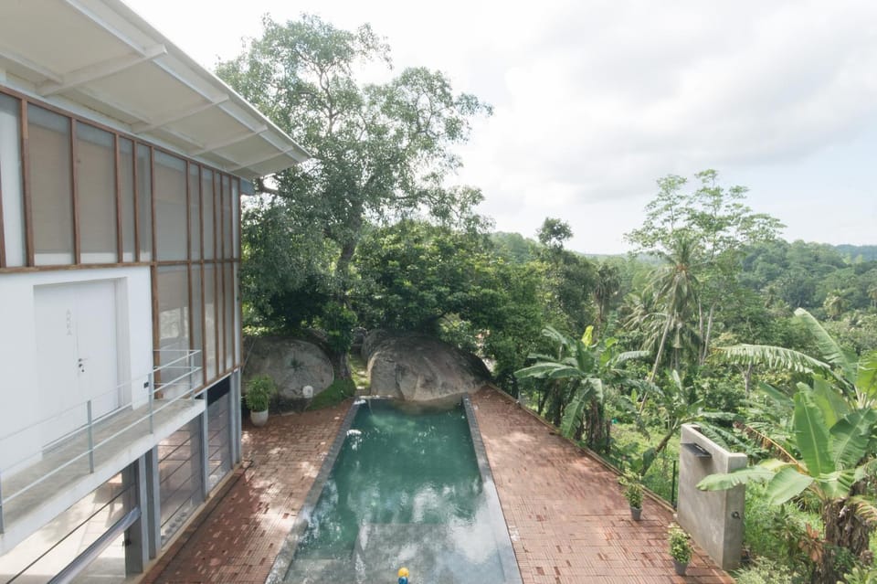 Garden, View (from property/room), Swimming pool