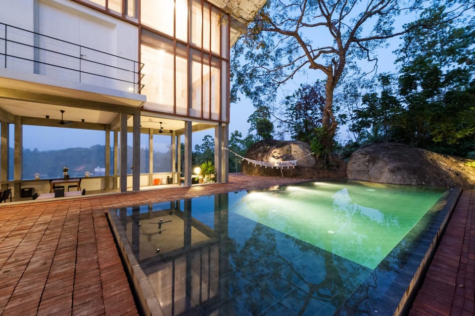 Swimming pool, Swimming pool