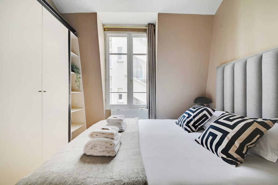 Charming 2BR - 5P - Eiffel Tower - Trocadero Apartment in Paris