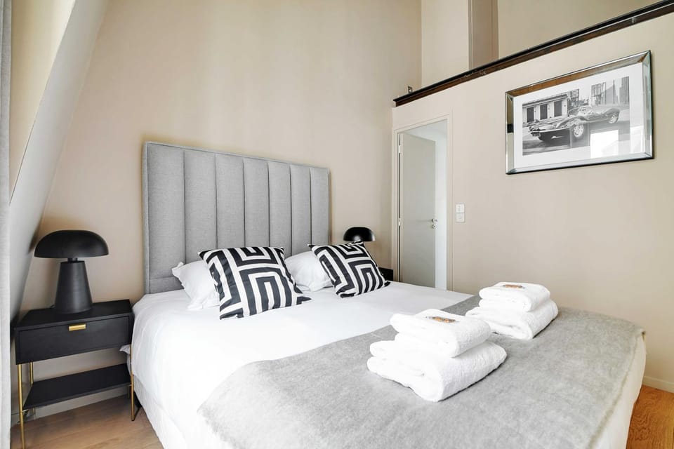 Charming 2BR - 5P - Eiffel Tower - Trocadero Apartment in Paris