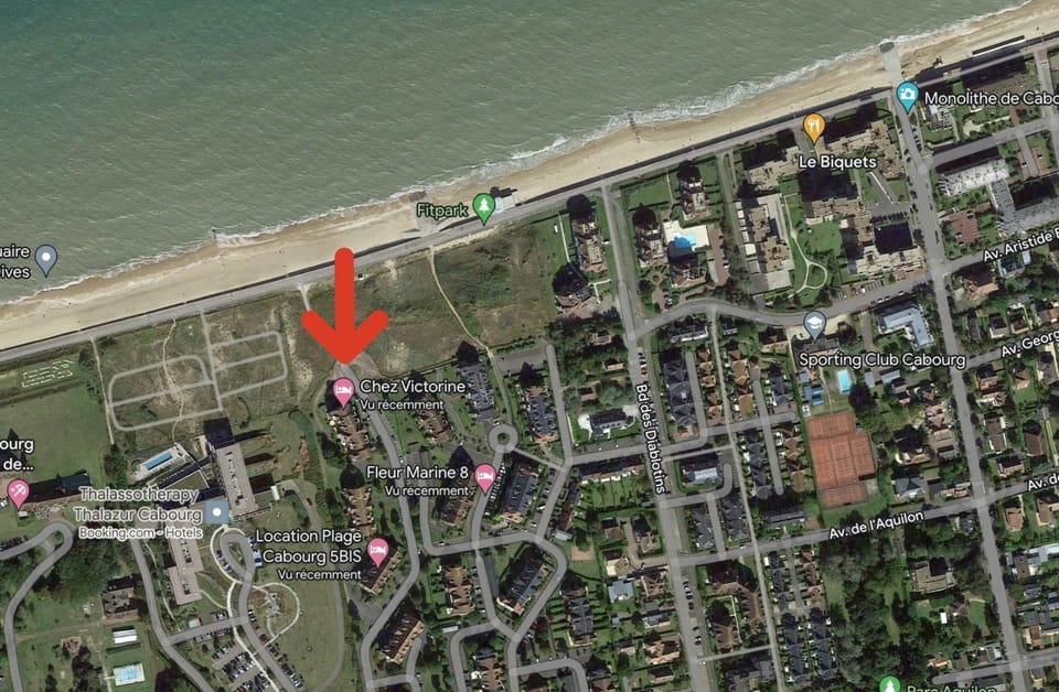 Neighbourhood, Bird's eye view, Sea view