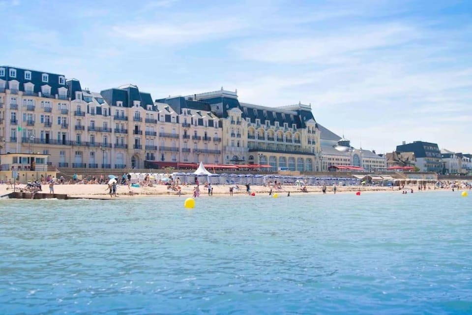 Nearby landmark, Casino