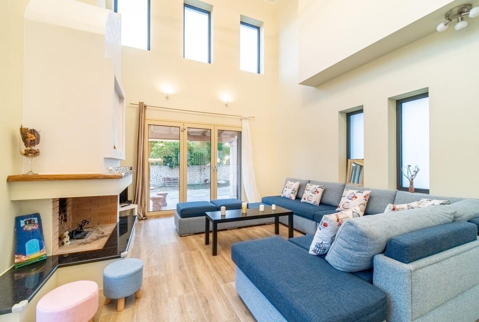 Property building, Living room