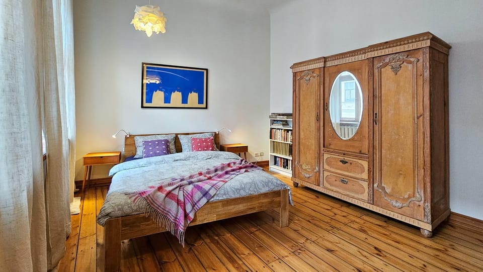 Bed, Photo of the whole room, Bedroom, wardrobe
