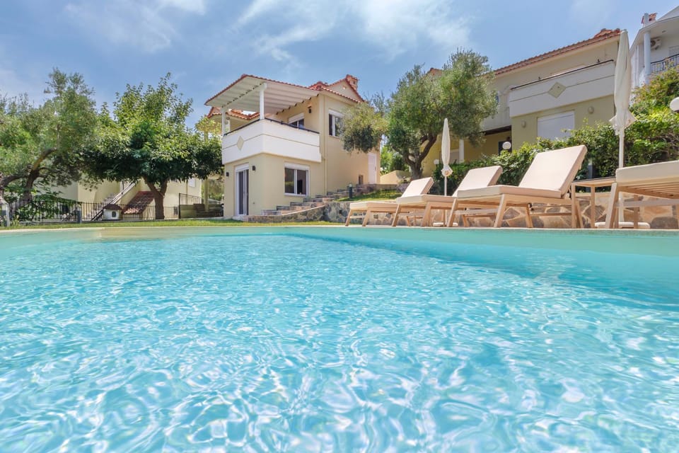 Garden view, Pool view, Swimming pool