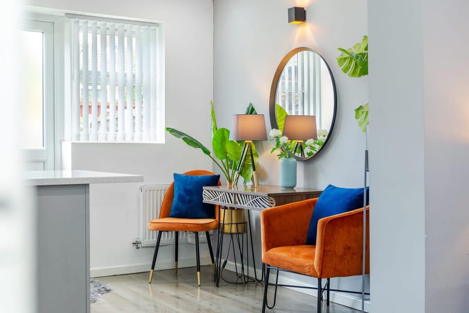 Living room, Seating area