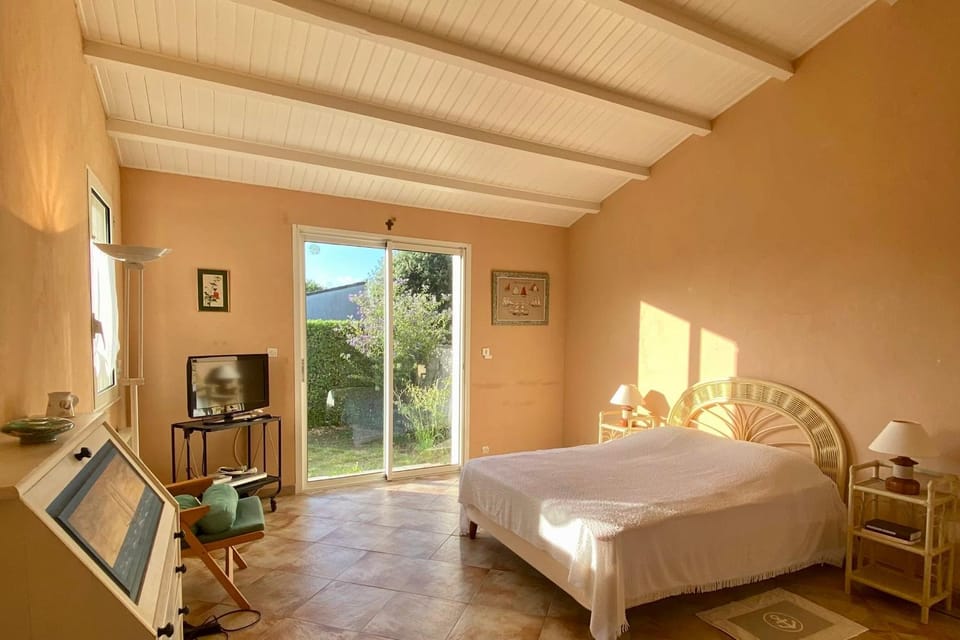 Very bright house with two terraces House in Nouvelle-Aquitaine