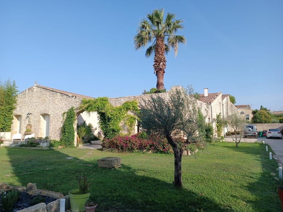 Maison de Charme - Maréchalerie - Nîmes Villa in Nimes
