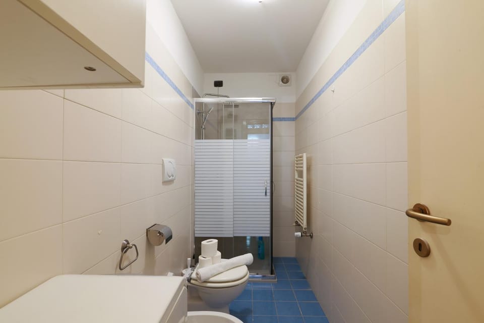 PrimoPiano - Pellegrino Rossi B Apartment in Milan