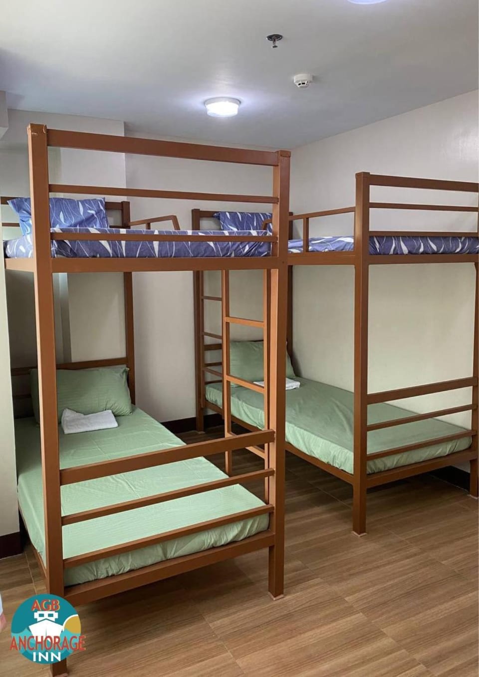 AGB Anchorage Inn, male dorm Hostel in Makati