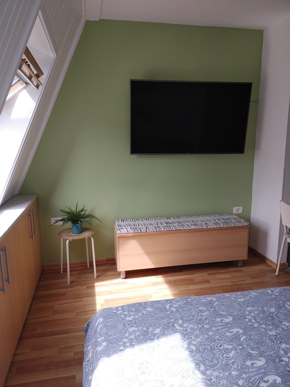 TV and multimedia, Bedroom