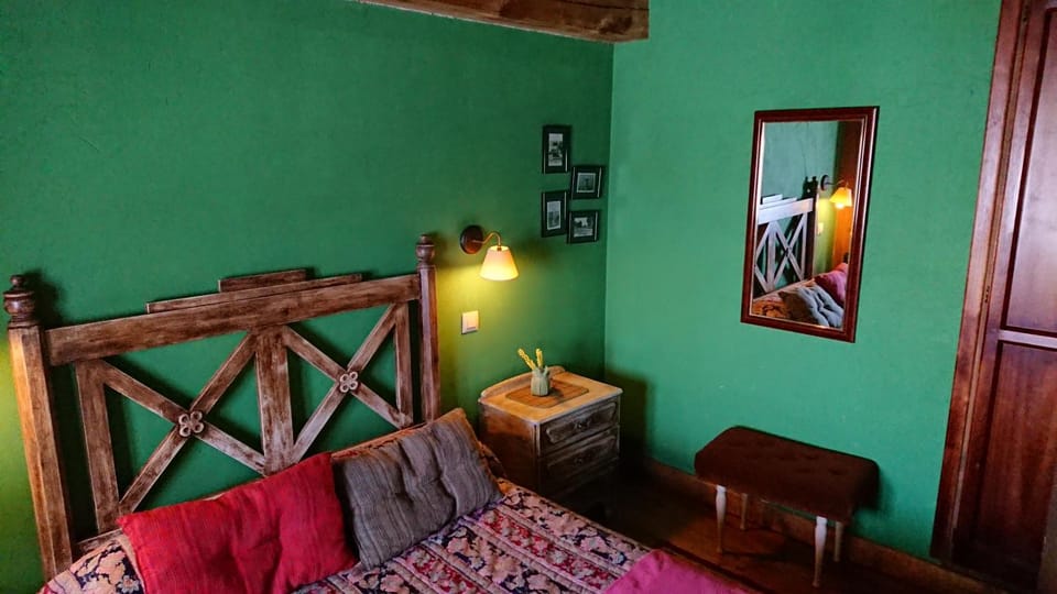 Bed, Decorative detail, Bedroom
