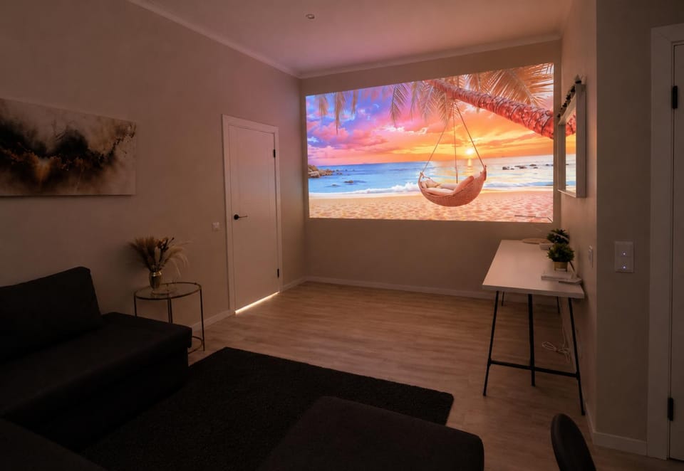 TV and multimedia, Living room, Evening entertainment