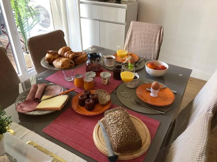 Food and drinks, Food, Breakfast