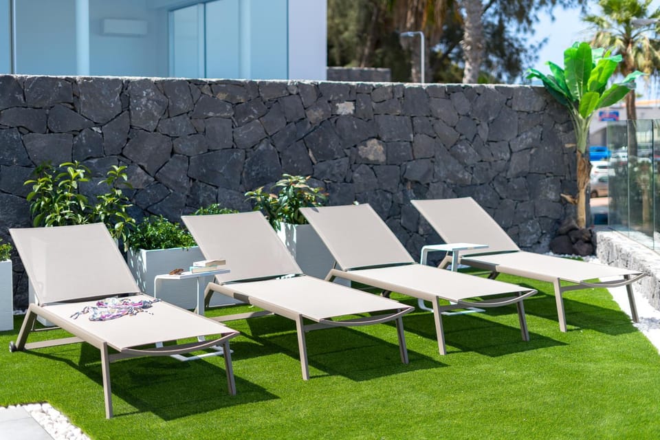Garden, Garden view, sunbed