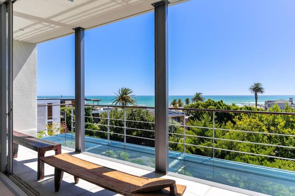 Ocean view luxury villa with pool - Camps Bay Villa in Camps Bay