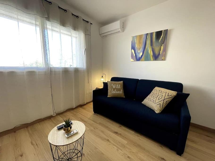 Charmant Studio climatisé avec parking, au cœur de pietranera, plage a 500m, Bastia a 2km Apartment in Corsica