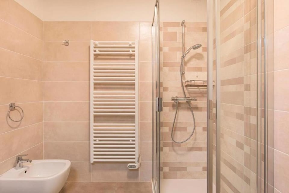 Residence Via Bellinzona Apartment in Como