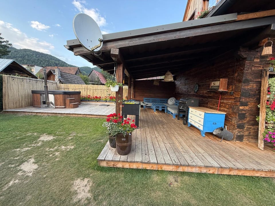 Off site, Hot Tub, Balcony/Terrace