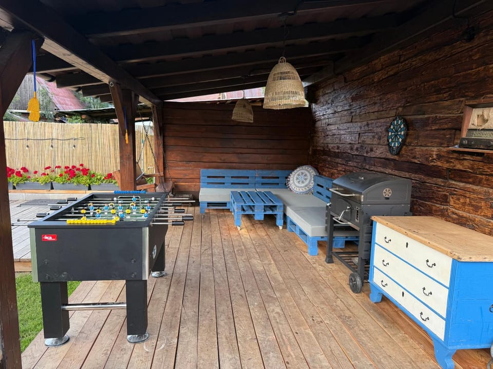 Off site, Balcony/Terrace