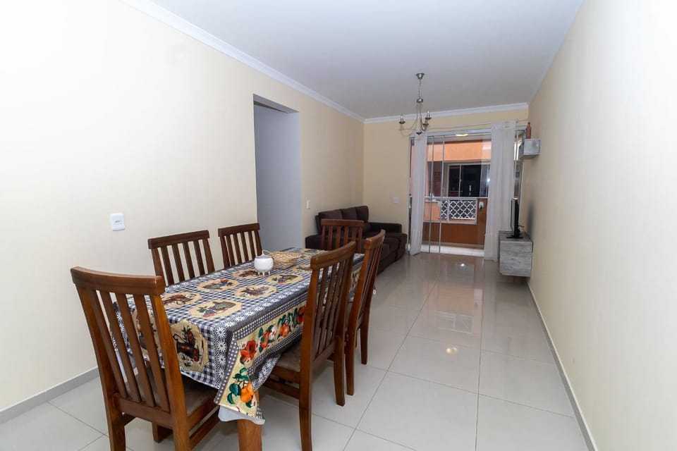 050 - Apartamento 2 dorm para 6 pessoas em Bombas Apartment in Bombinhas