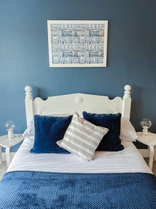 The Great Pulteney Penthouse, Bath City Centre Apartment in Bath